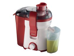 Extractor de jugos Oster® rojo con capacidad para dos tazas