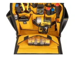 Mochila Profesional 43 Bolsillos Dewalt Dwst560102 Color Negro