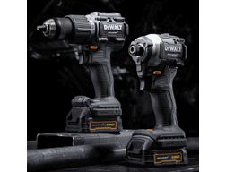 Taladro Percutor 1/2 + Atornillador de Impacto 1/4 Hex 20V